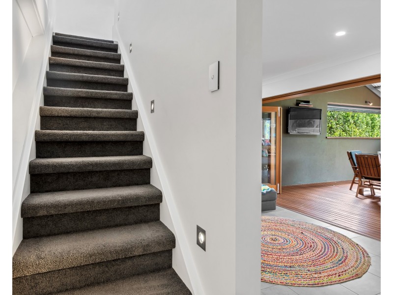 18 Abelia Avenue, Para Vista SA 5093