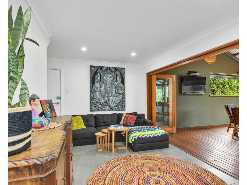 18 Abelia Avenue, Para Vista SA 5093