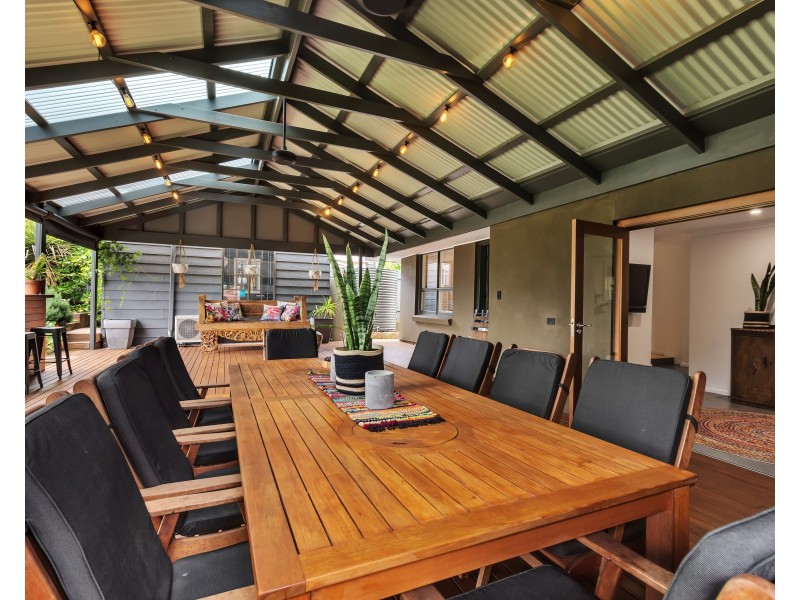 18 Abelia Avenue, Para Vista SA 5093