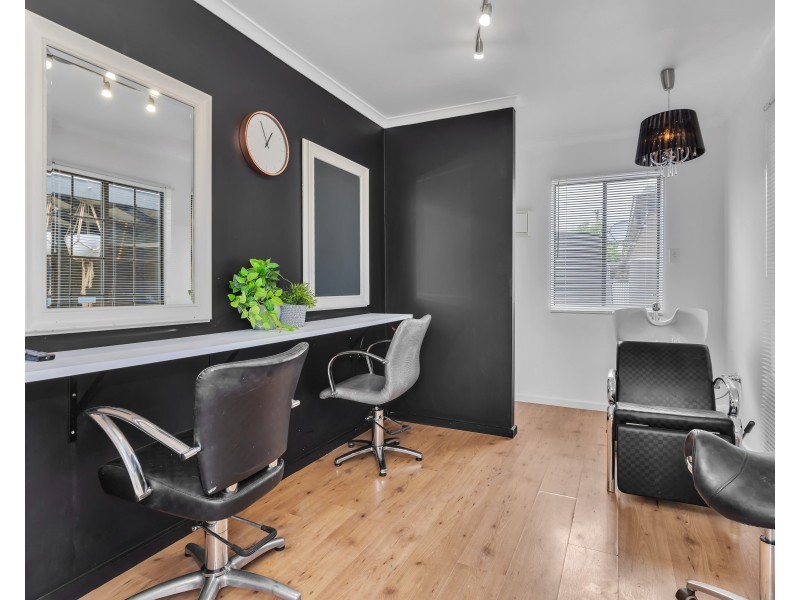 18 Abelia Avenue, Para Vista SA 5093