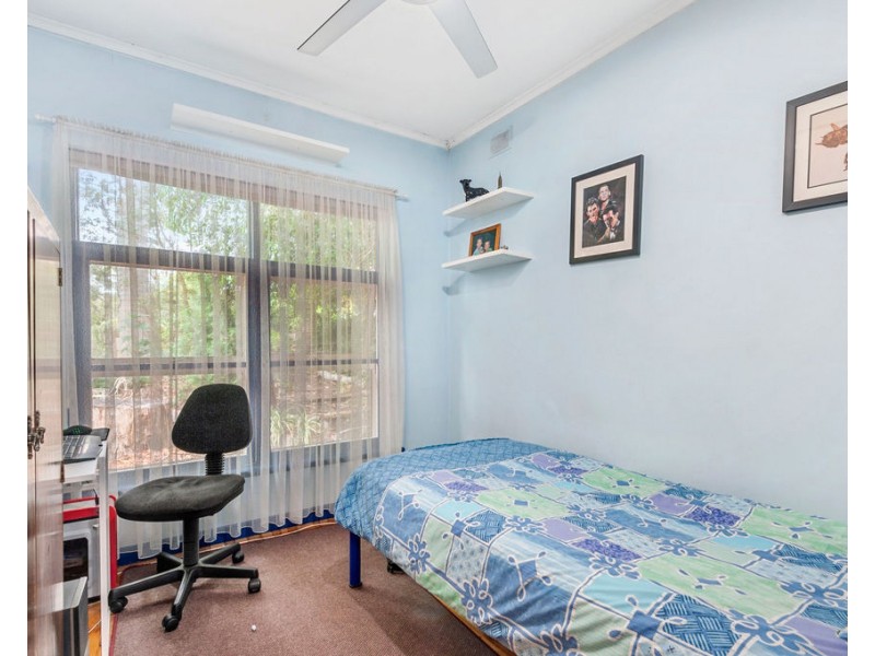 18 Hobart Crescent, Banksia Park SA 5091