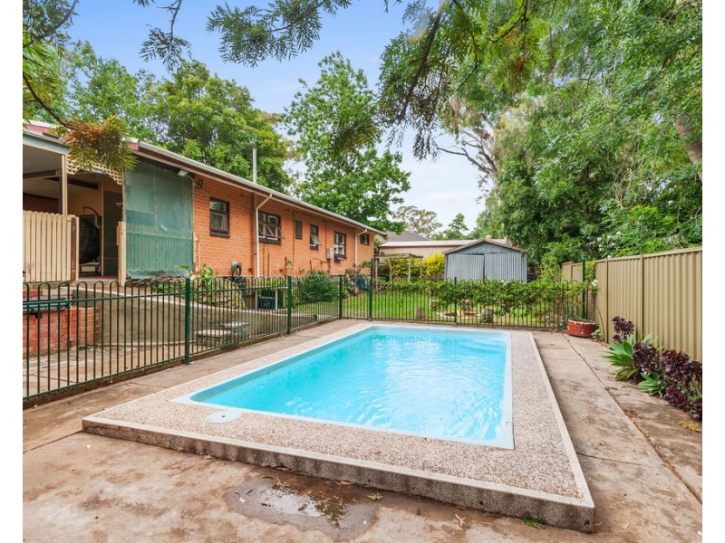 18 Hobart Crescent, Banksia Park SA 5091