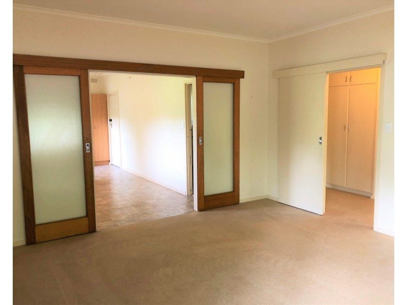 1 Horn Street, Houghton SA 5131