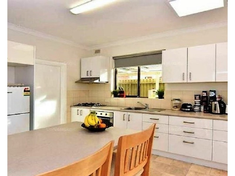 8 George Street, Marion SA 5043