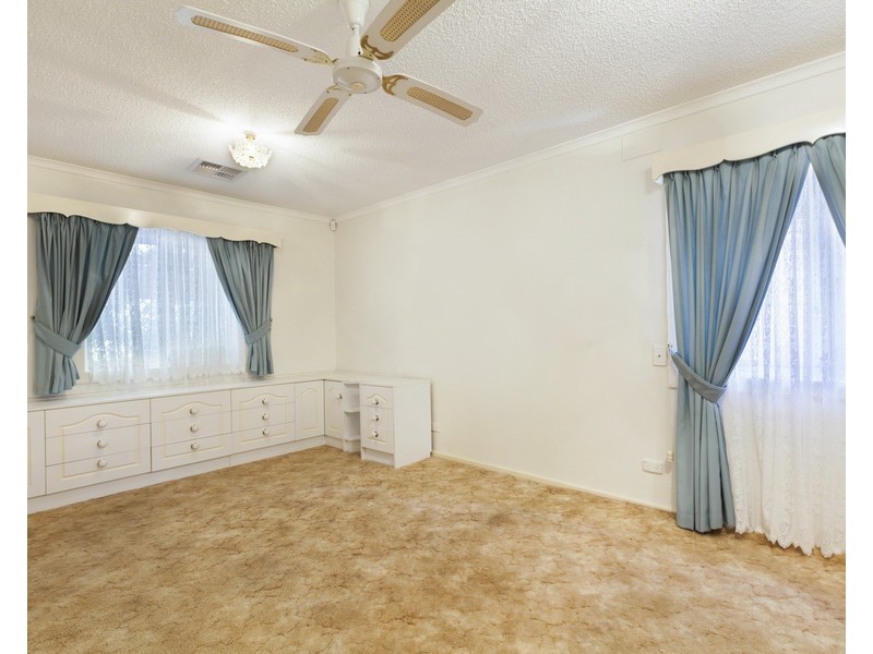 24 Kincumber Drive, Redwood Park SA 5097