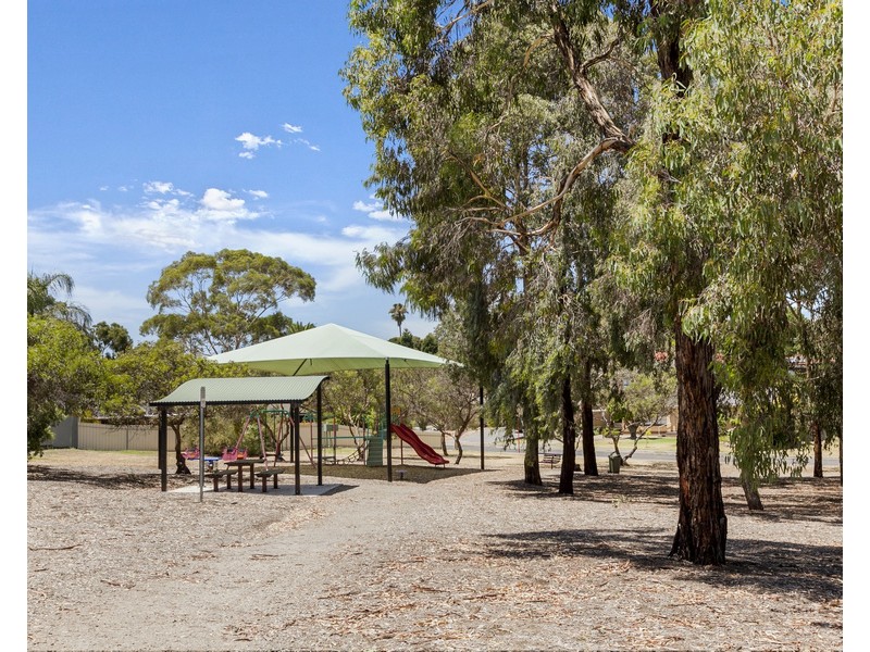 24 Kincumber Drive, Redwood Park SA 5097