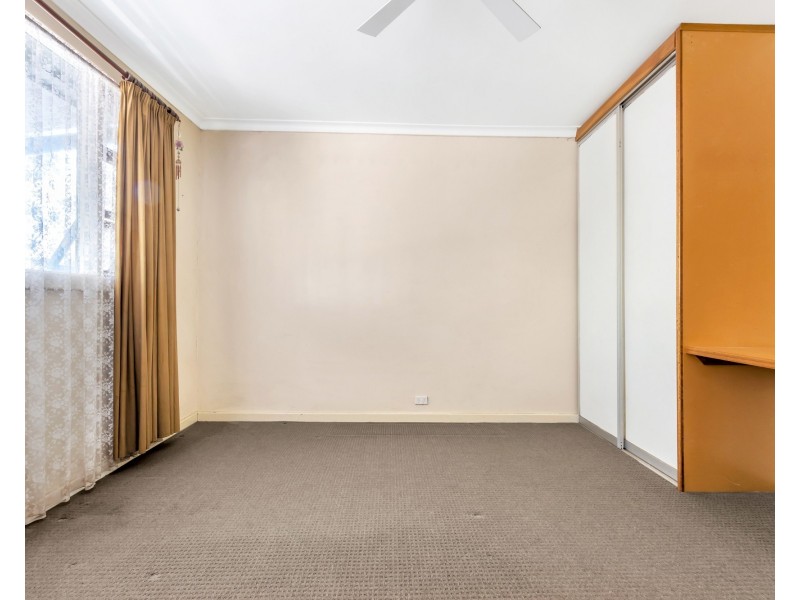 5 Whiting Road, St Agnes SA 5097