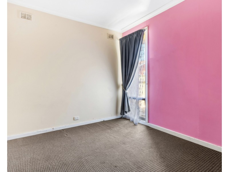 5 Whiting Road, St Agnes SA 5097