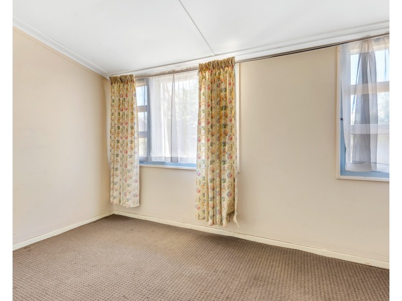 5 Whiting Road, St Agnes SA 5097