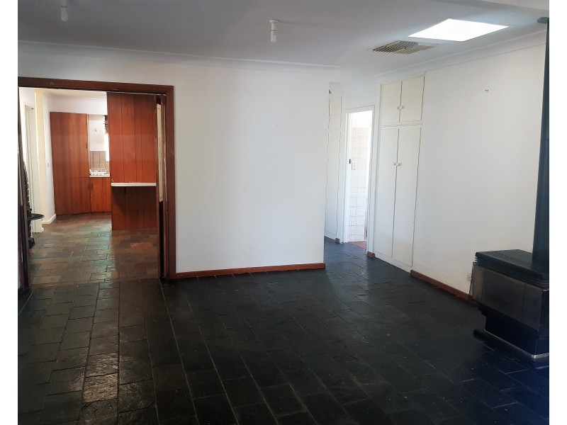 9 Eucalypt Parade, St Agnes SA 5097