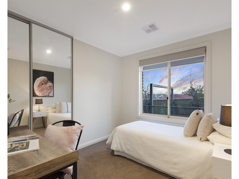 4 Nella Dan Court, Greenwith SA 5125