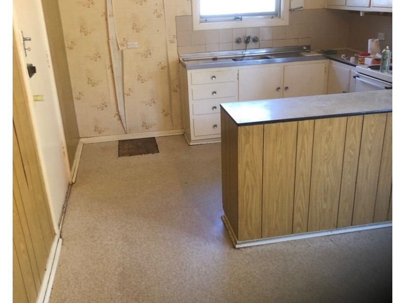 18  Sunburt Street, Ingle Farm SA 5098