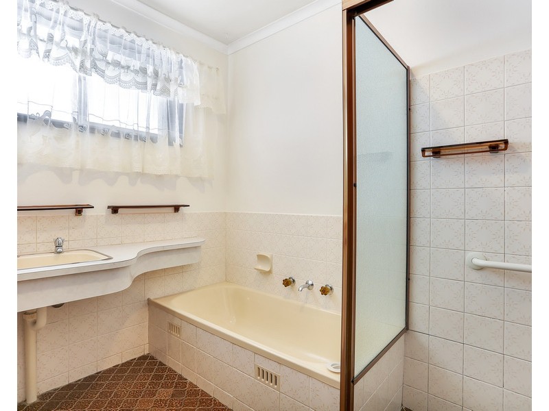 8  Malbec Avenue, Hope Valley SA 5090