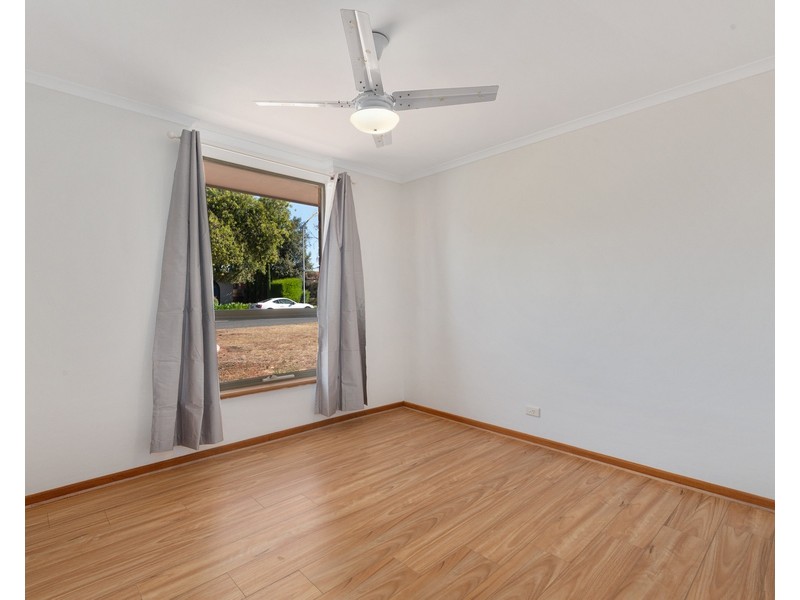 21 Currawong Crescent, Modbury Heights SA 5092
