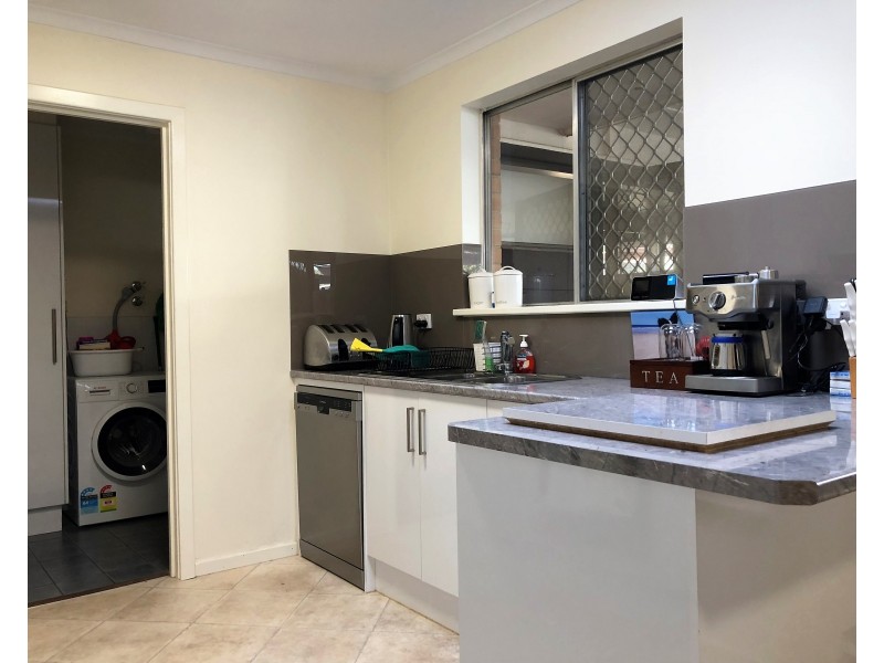 35 Boronia Drive, Hope Valley SA 5090