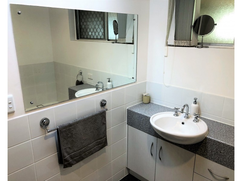 35 Boronia Drive, Hope Valley SA 5090