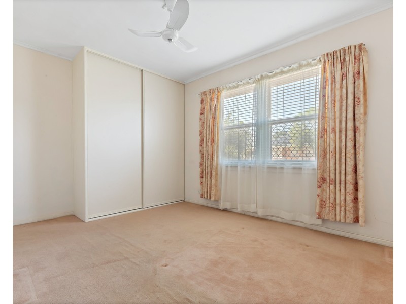 12 Poulshot Cr, Elizabeth Vale SA 5112