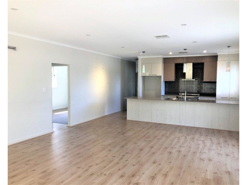 14 Weld Crescent, Hope Valley SA 5090