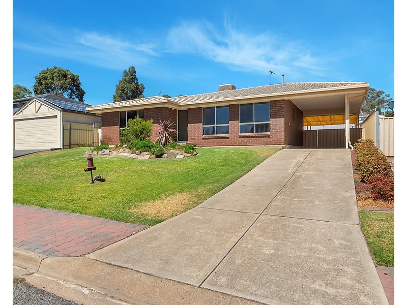 9 Pelsaert Avenue, Fairview Park SA 5126