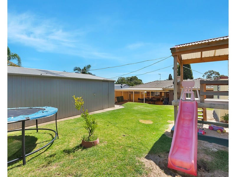 9 Pelsaert Avenue, Fairview Park SA 5126