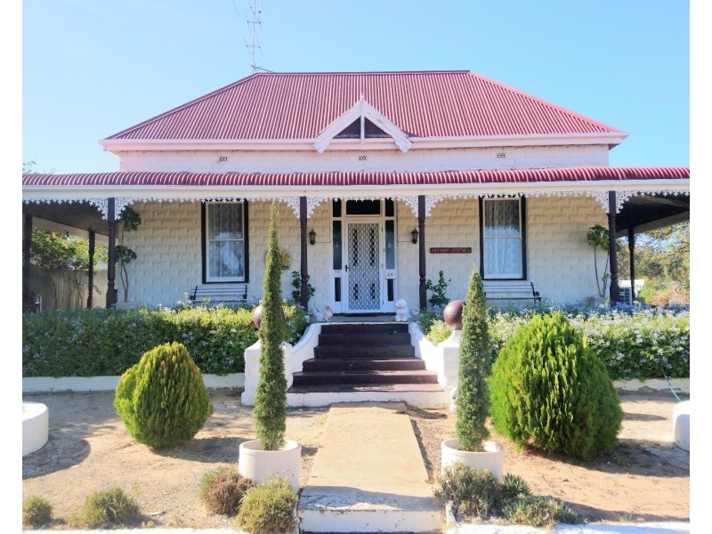 44 Anzac Avenue, Swan Reach SA 5354