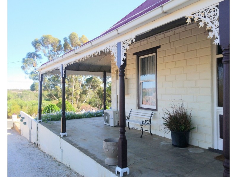 44 Anzac Avenue, Swan Reach SA 5354