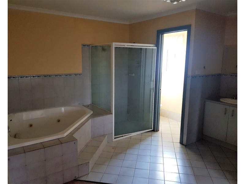 15 Riddell Road, Holden Hill SA 5088