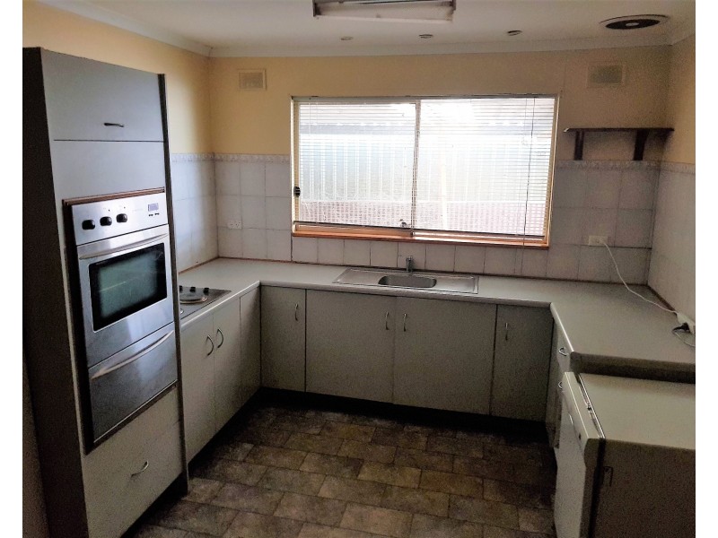 15 Riddell Road, Holden Hill SA 5088