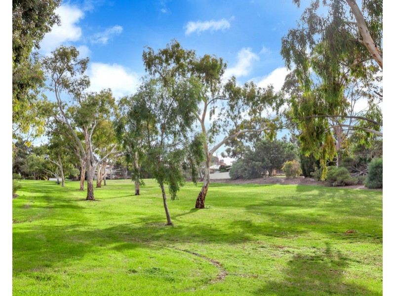 26 Eva Avenue, Redwood Park SA 5097