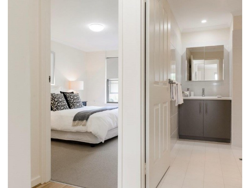 7 Shaun Crescent, Mitchell Park SA 5043