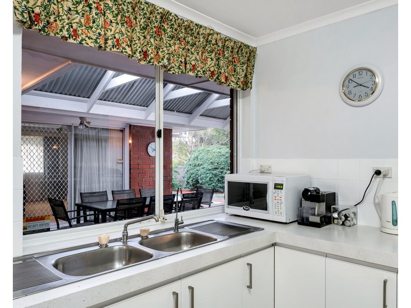 9 Neuville Court, Wynn Vale SA 5127