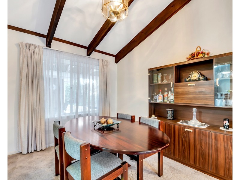 9 Neuville Court, Wynn Vale SA 5127