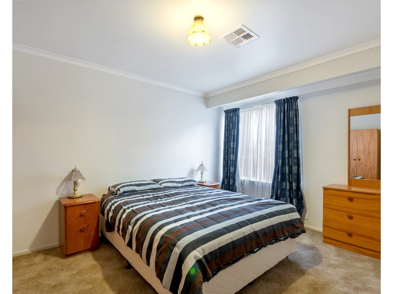 9 Neuville Court, Wynn Vale SA 5127