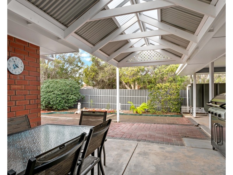 9 Neuville Court, Wynn Vale SA 5127