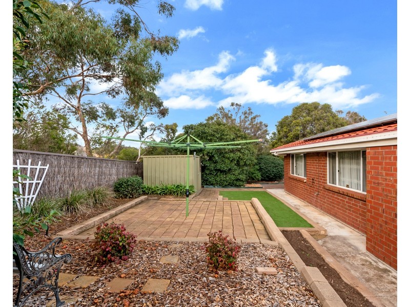 9 Neuville Court, Wynn Vale SA 5127