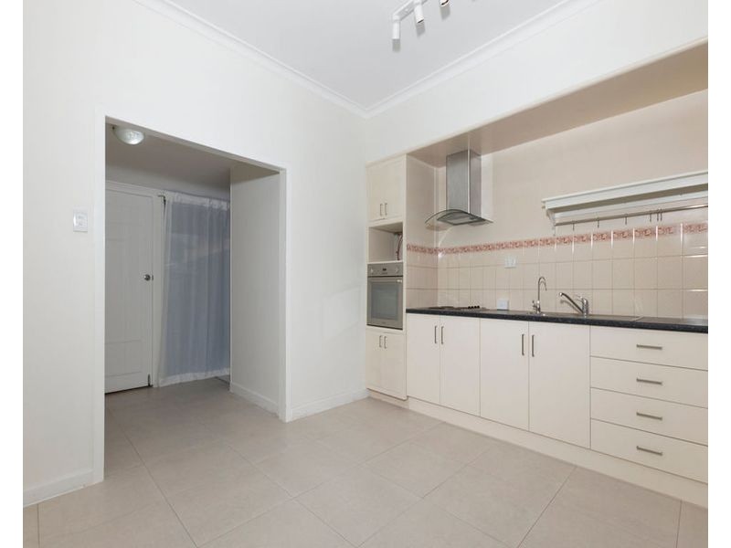 5 Whiting Road, St Agnes SA 5097