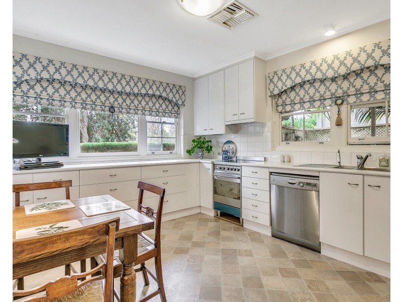 18 Collingwood Avenue, Hazelwood Park SA 5066