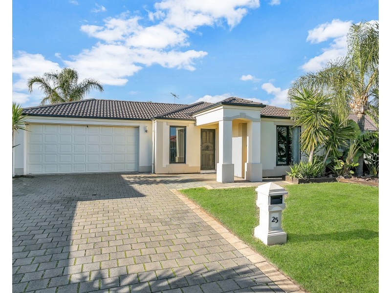 25 Lakeside Drive, Andrews Farm SA 5114