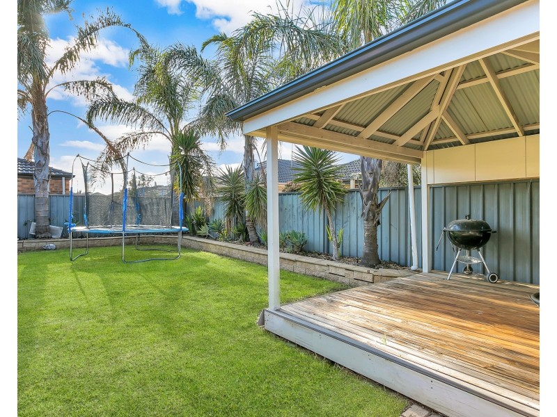 25 Lakeside Drive, Andrews Farm SA 5114