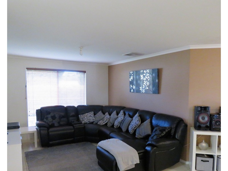 26 Arcadia Drive, Smithfield SA 5114