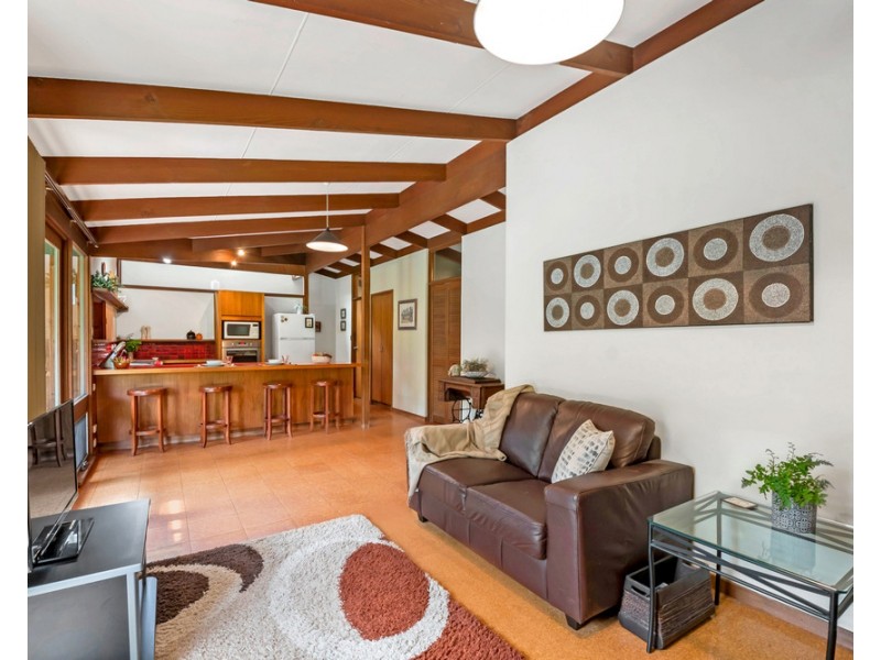 84 Amberdale Road, Houghton SA 5131