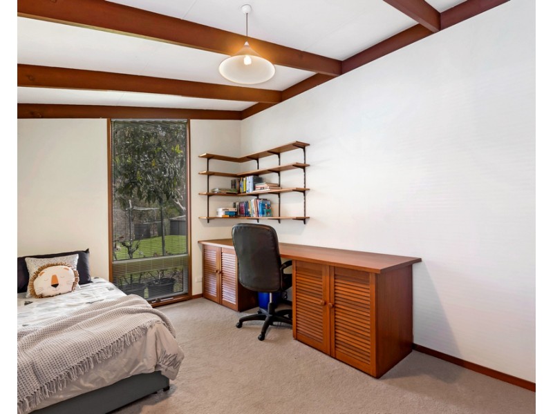 84 Amberdale Road, Houghton SA 5131