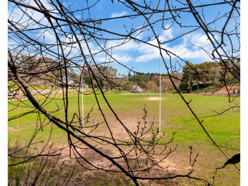 84 Amberdale Road, Houghton SA 5131