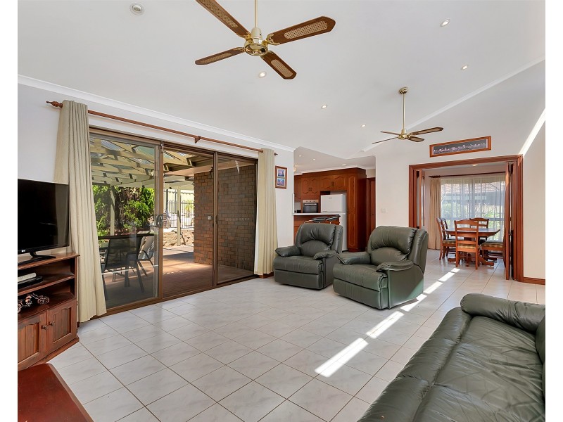 15 Mawson Court, Wynn Vale SA 5127