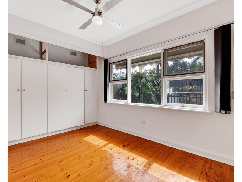 8 John Street, Seacliff Park SA 5049