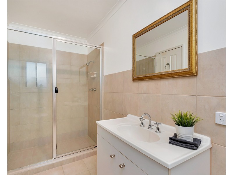 17 Britton Ave, Tranmere SA 5073