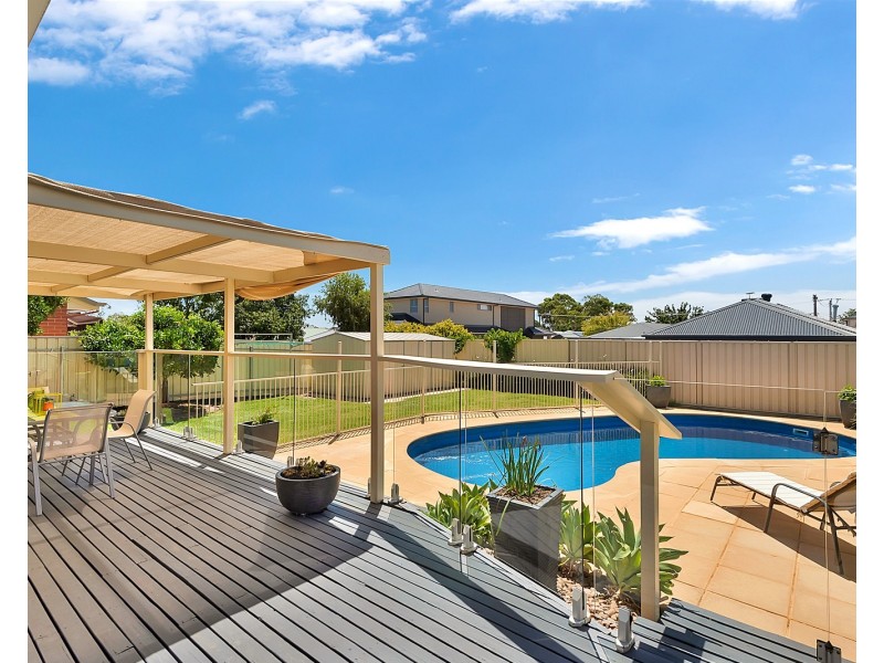 17 Britton Ave, Tranmere SA 5073