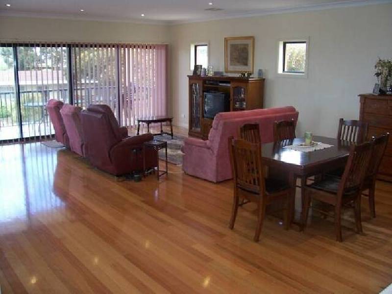 4 SINCLAIR STREET, Hayborough SA 5211