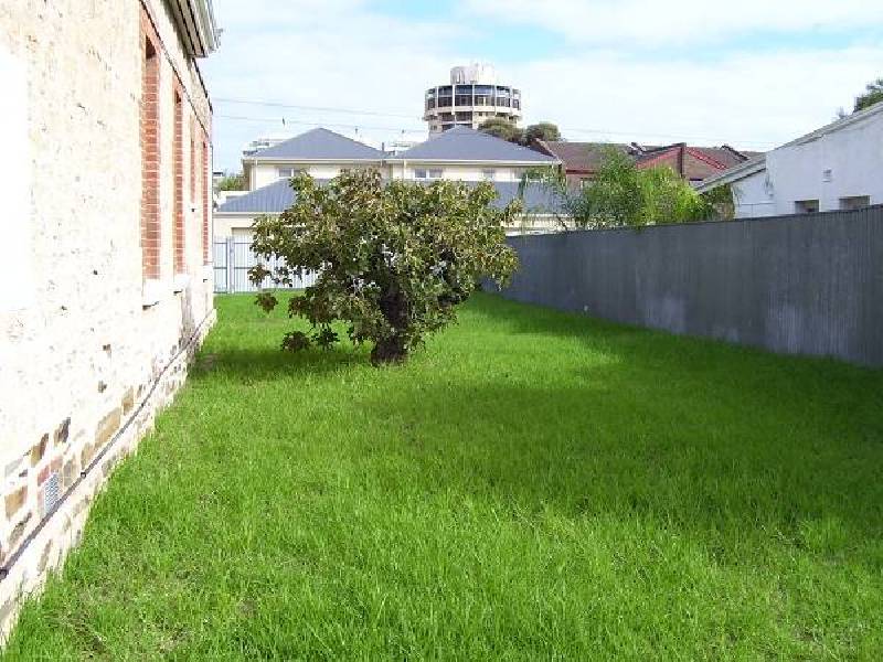 41 Byron Street, Glenelg SA 5045