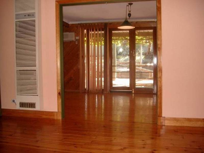 9 Seacombe Crescent, Seacombe Heights SA 5047